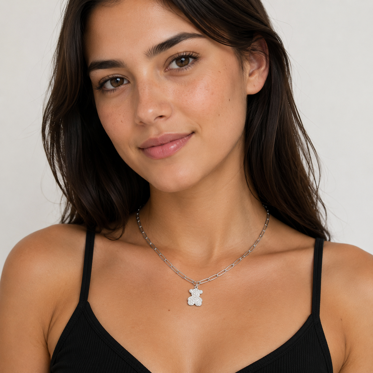 Collar con Dije de Oso Plateado
